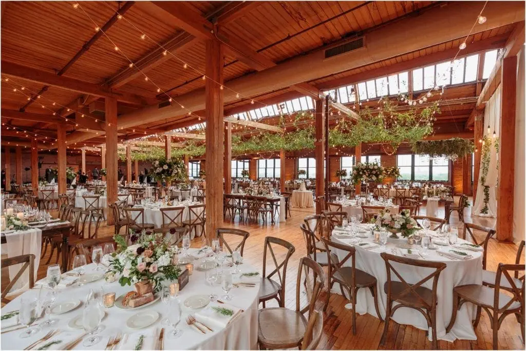 Chicago-Skyline-Loft-Wedding-0034