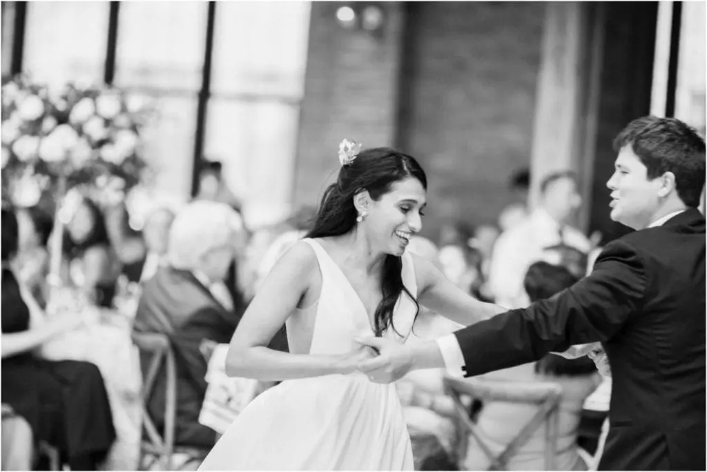 Chicago-Skyline-Loft-Wedding-0040