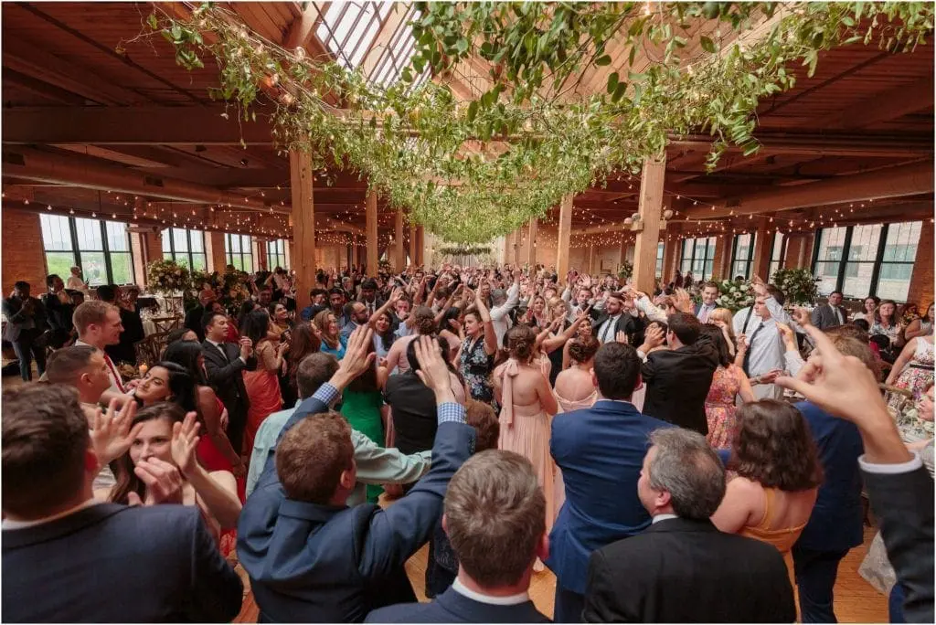 Chicago-Skyline-Loft-Wedding-0043