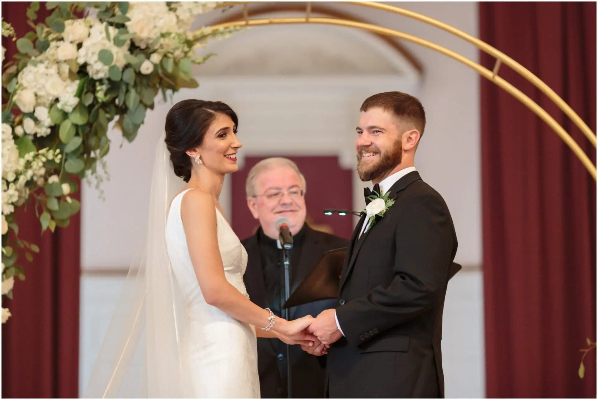 Hammerschmidt-Memorial-Chapel-Wedding-Wes-Craft-Photography