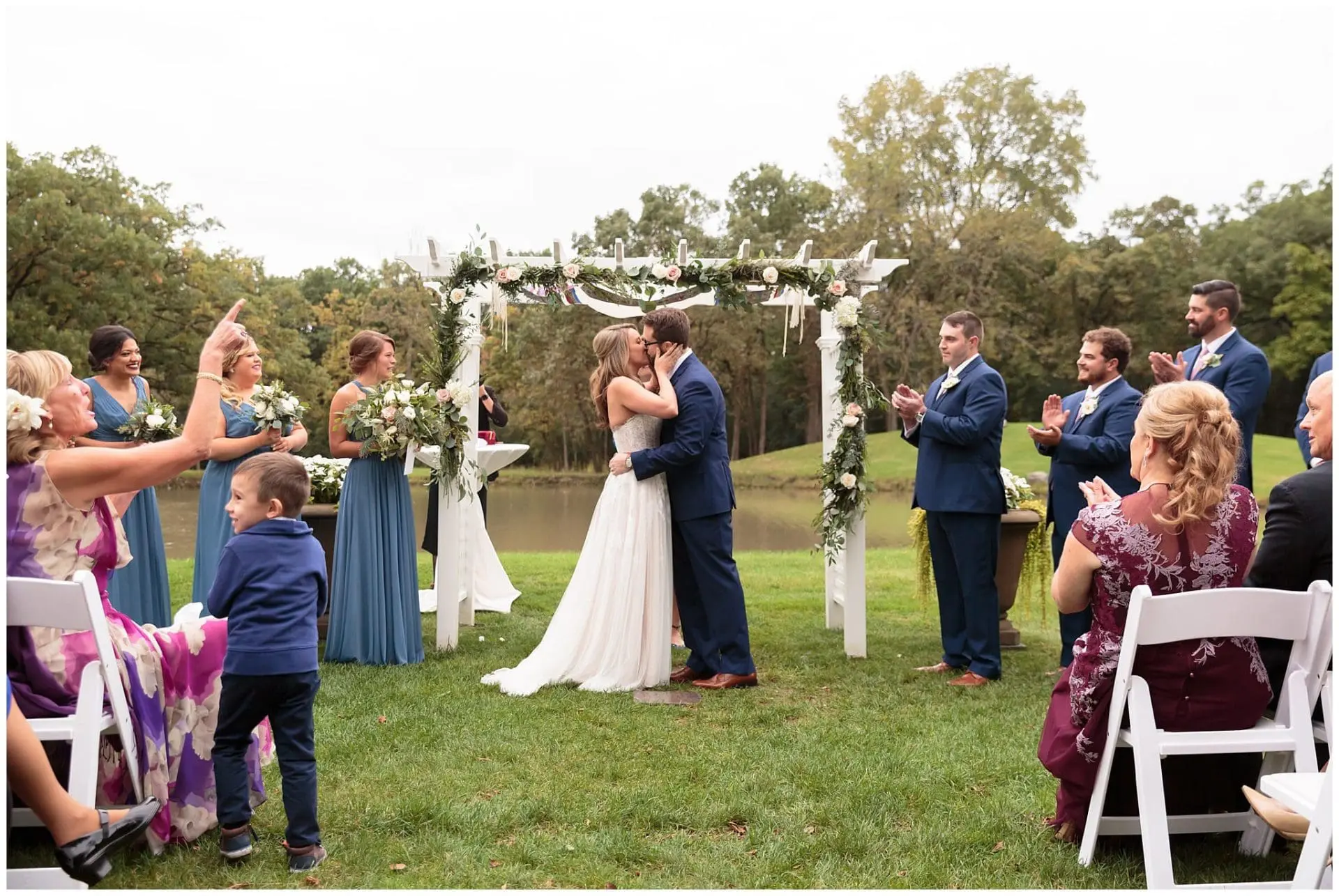 Oak Brook Bath and Tennis Club Outdoor Ceremony