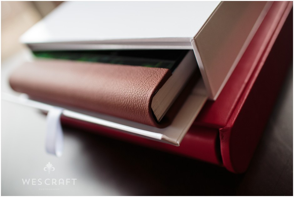 Your album sleeve can be in a contemporary laminate box or in leather to match your binding.