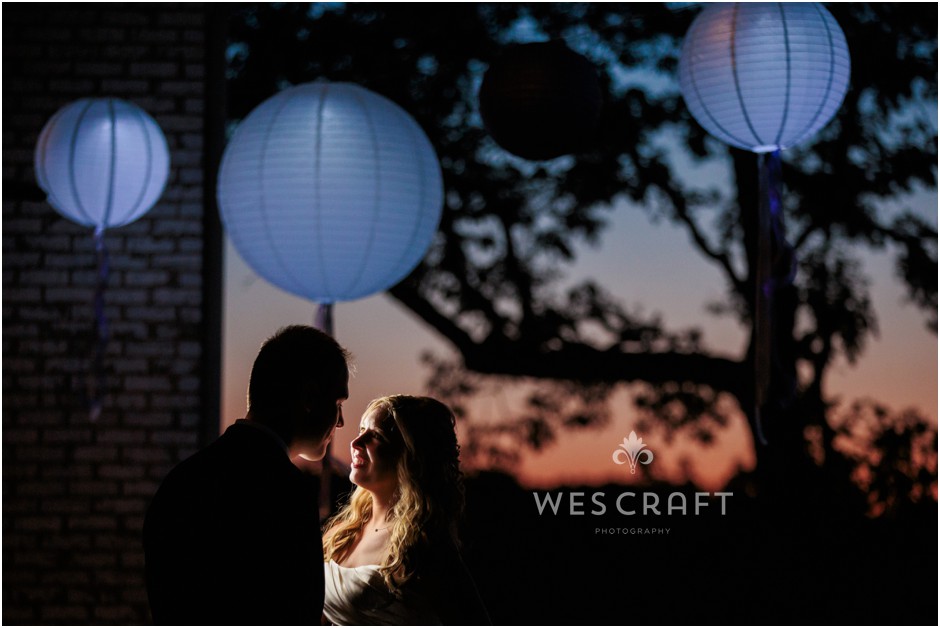 Sarah & Andrew share a moment at sunset out at the St Charles Country Club.